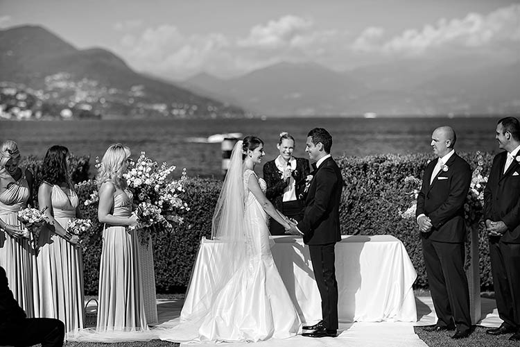 outdoor wedding ceremony by the shores of Lake Maggiore