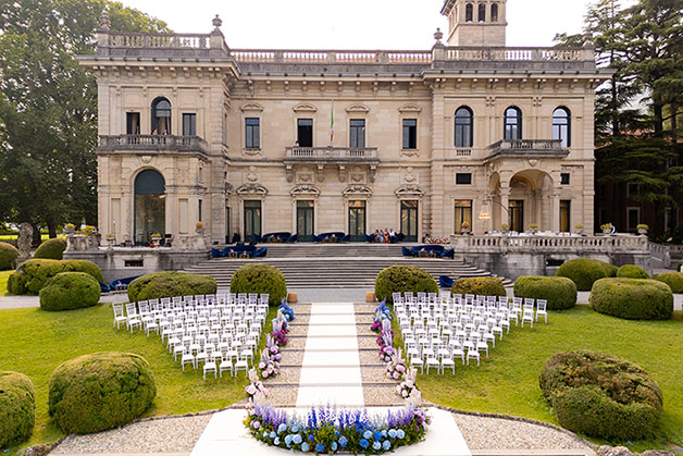 symbolic ceremony at Villa Erba