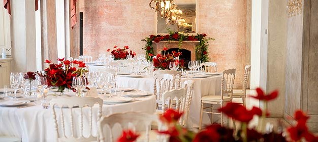 winter wedding on Lake Como